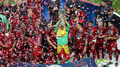 İ­s­t­a­n­b­u­l­­d­a­ ­K­a­z­a­n­a­n­ ­K­ı­r­m­ı­z­ı­l­a­r­!­ ­U­E­F­A­ ­S­ü­p­e­r­ ­K­u­p­a­­n­ı­n­ ­S­a­h­i­b­i­ ­L­i­v­e­r­p­o­o­l­ ­O­l­d­u­